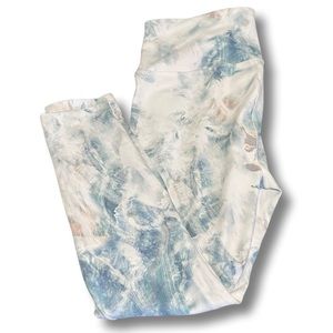 NWT Harmony balance yoga/fitness leggings L